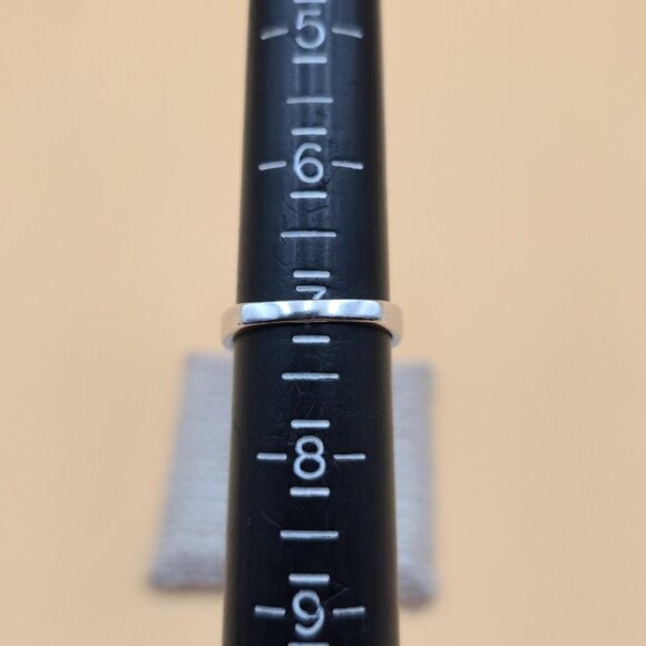 Size 7 Sterling Silver Round Cubic Zirconia With Channel Accents Ring A4799 - Picture 8 of 10